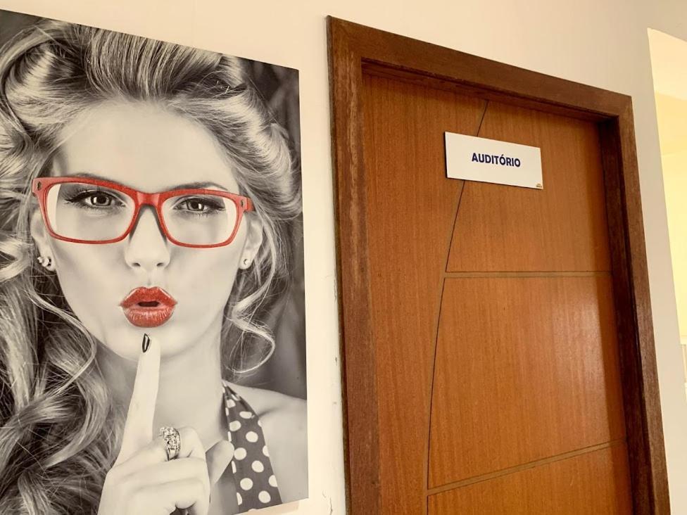 Hotel Skalla - Melhor Custo Beneficio Teixeira de Freitas Luaran gambar