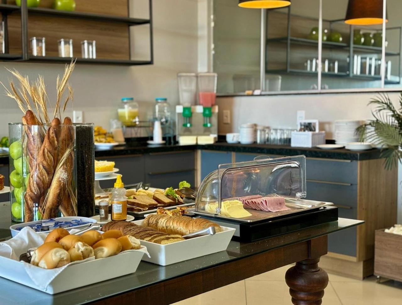 Hotel Skalla - Melhor Custo Beneficio Teixeira de Freitas Luaran gambar